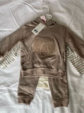 Max Studio three-piece bear cub sweat suit teddy-embroidered bear hoodie 12M NWT